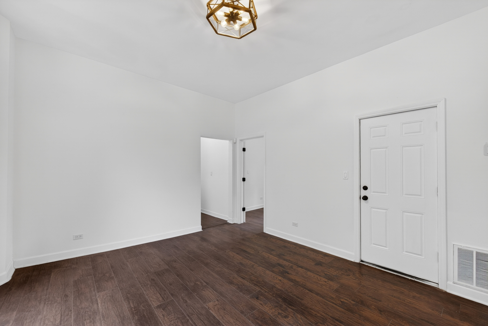 6018 S Sangamon Street Property Photo 27