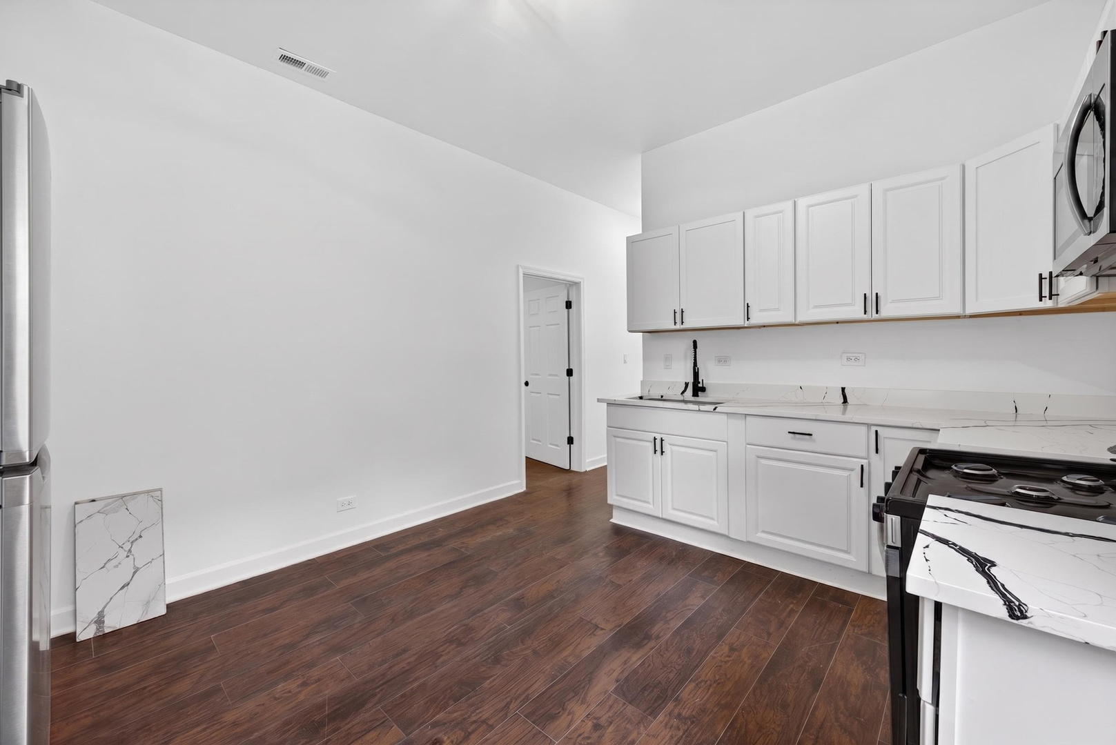 6018 S Sangamon Street Property Photo 35
