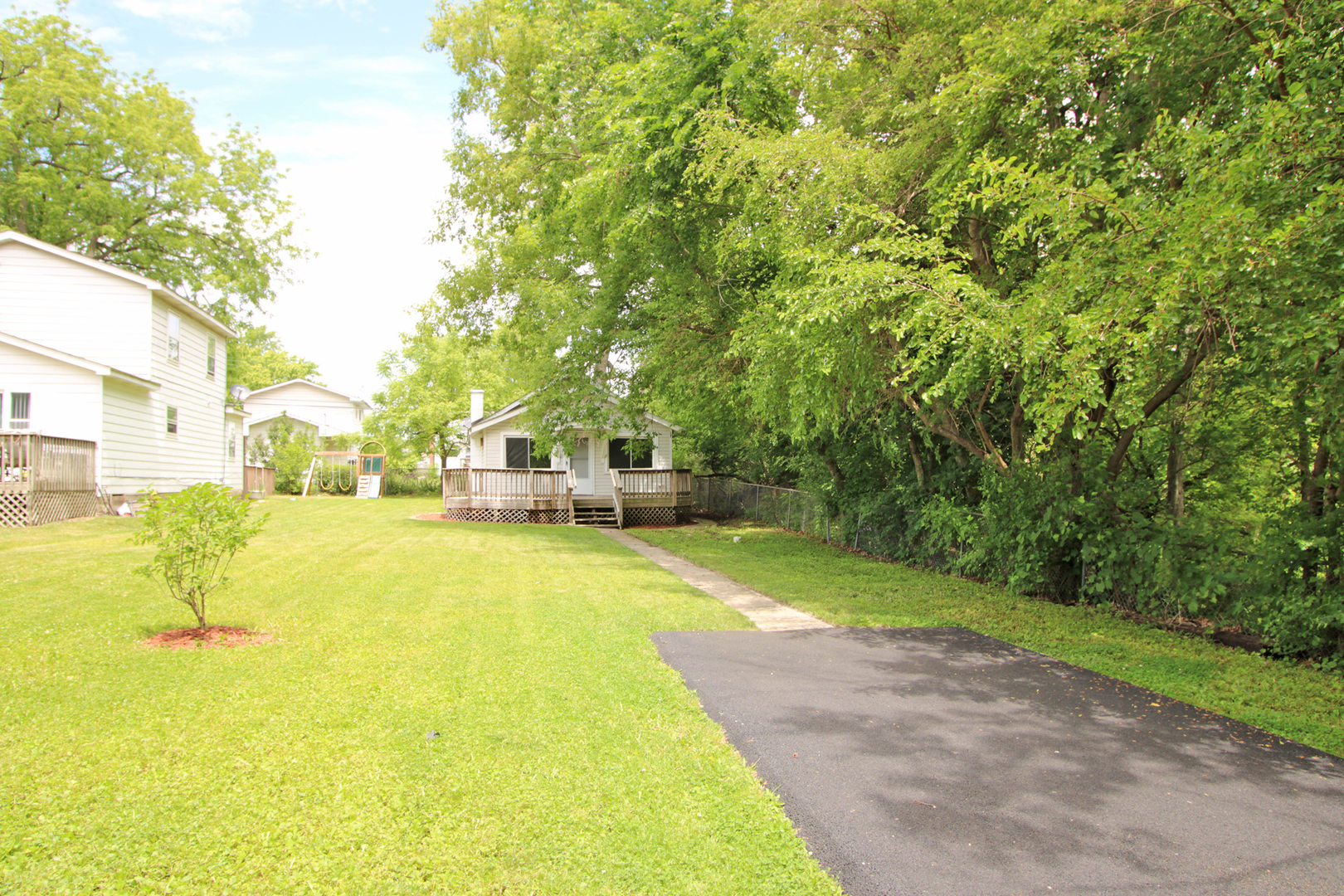 338 E Lakeview Avenue Property Photo 4