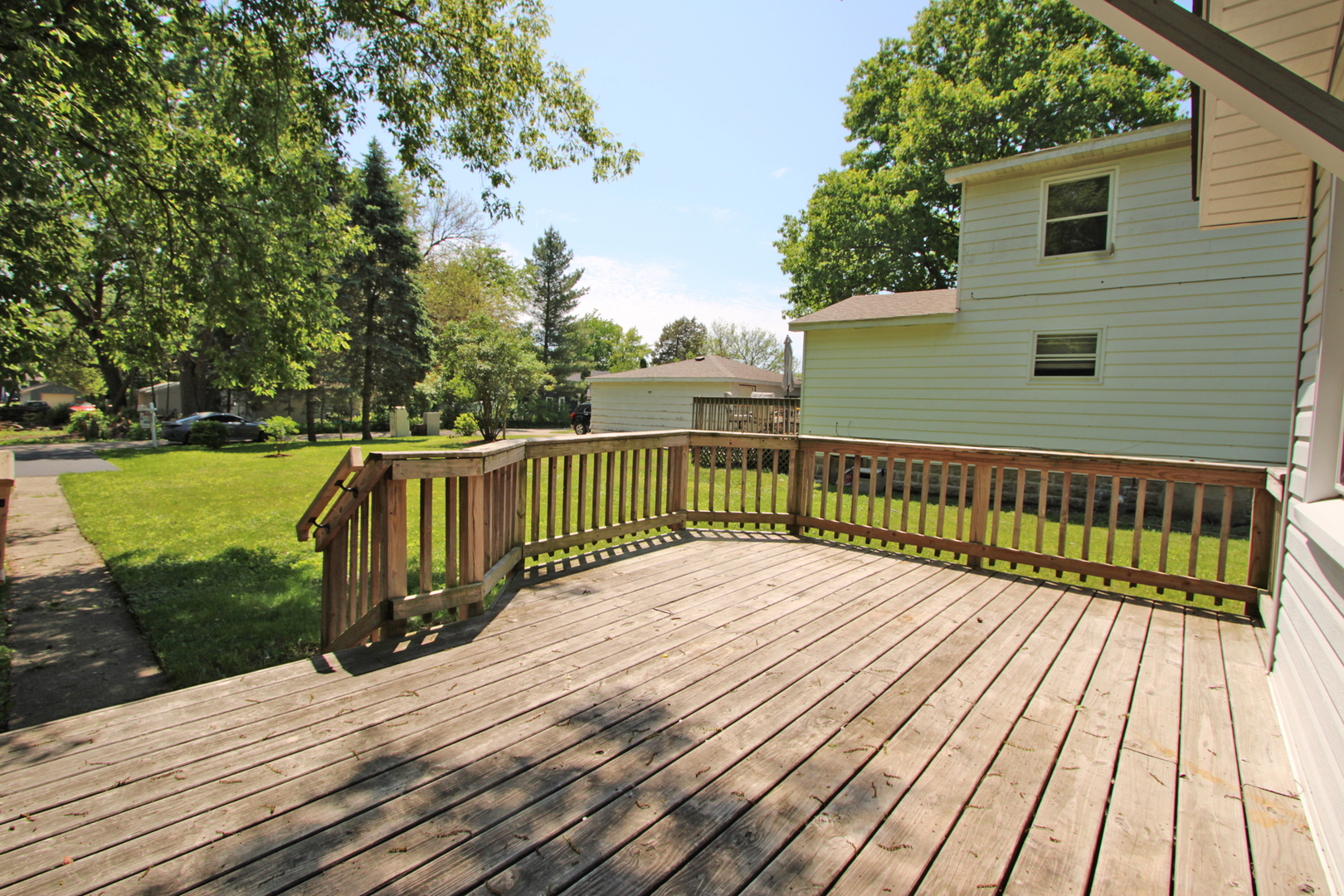 338 E Lakeview Avenue Property Photo 6