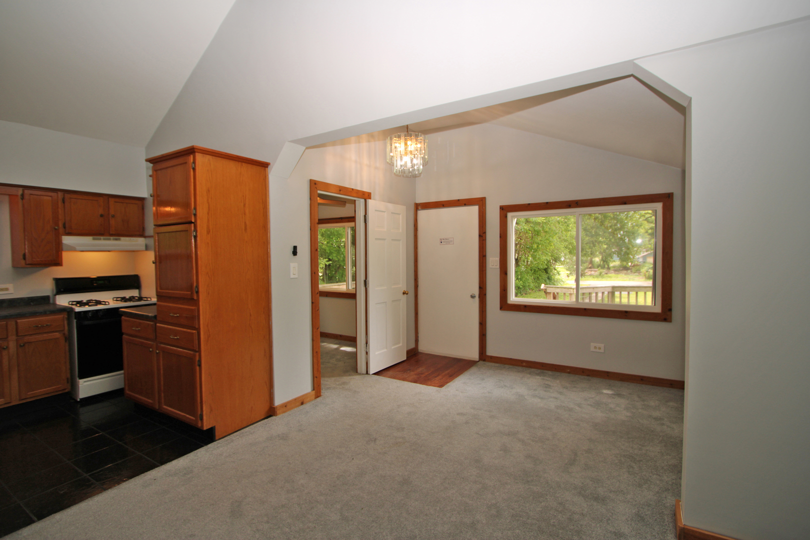 338 E Lakeview Avenue Property Photo 12