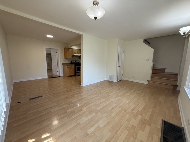 4304 S Christiana Avenue Property Photo 3