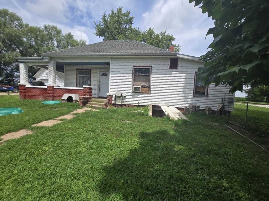 500 1st Street Property Photo 2