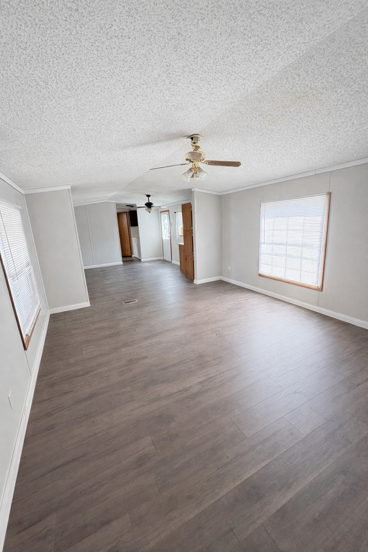 716 Treeview Lane Property Photo 2