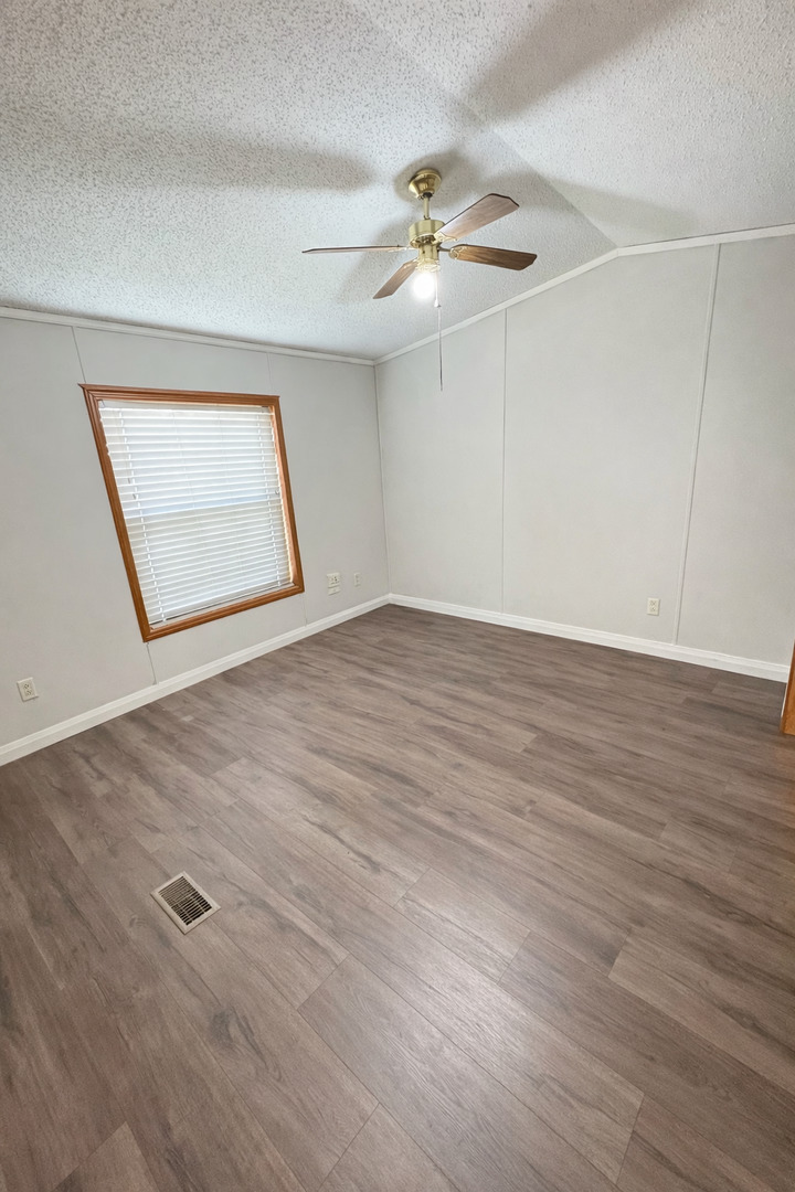 716 Treeview Lane Property Photo 5