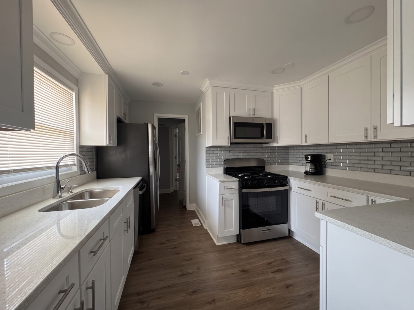 5711 W 87th Place Property Photo 8