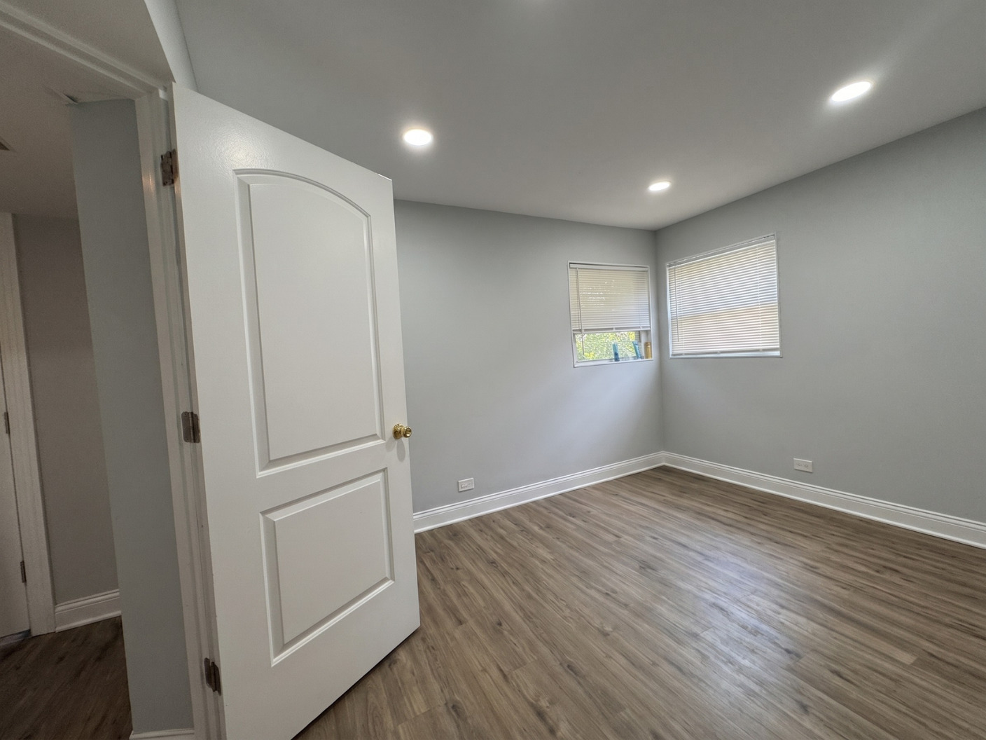 5711 W 87th Place Property Photo 11