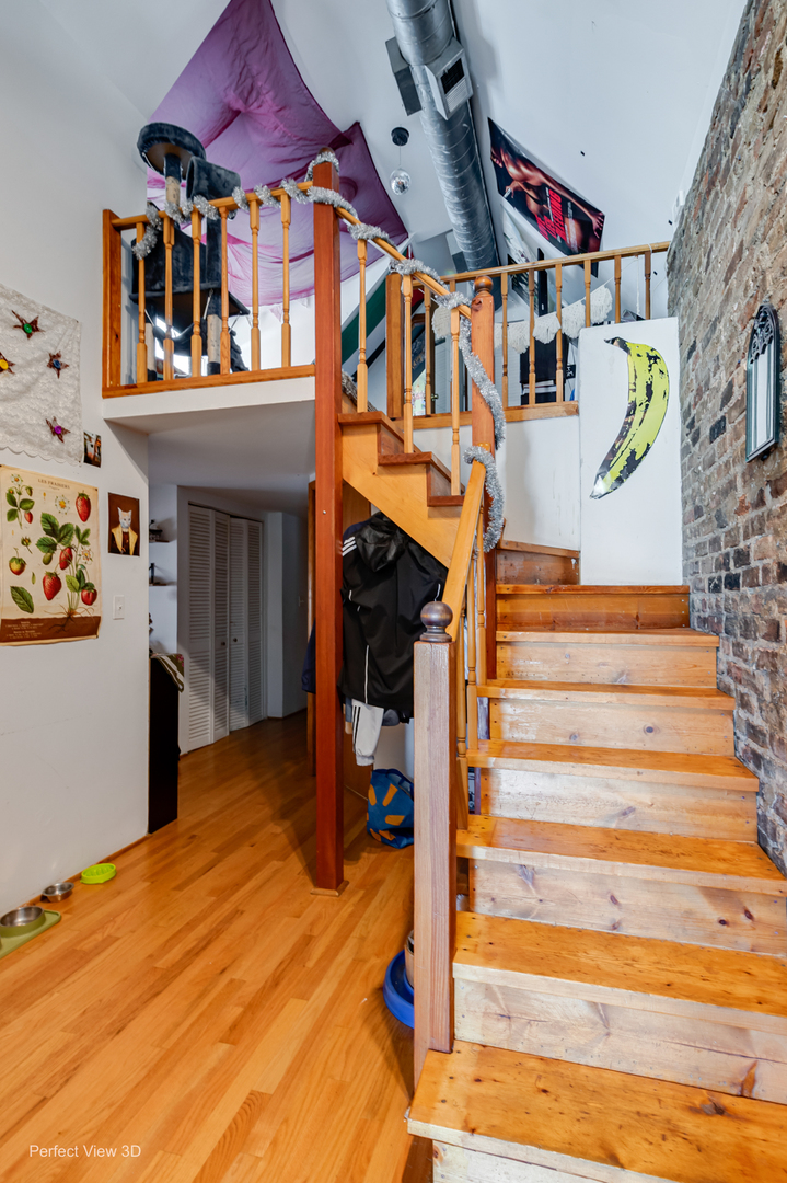 2475 N Clybourn Avenue Property Photo 5