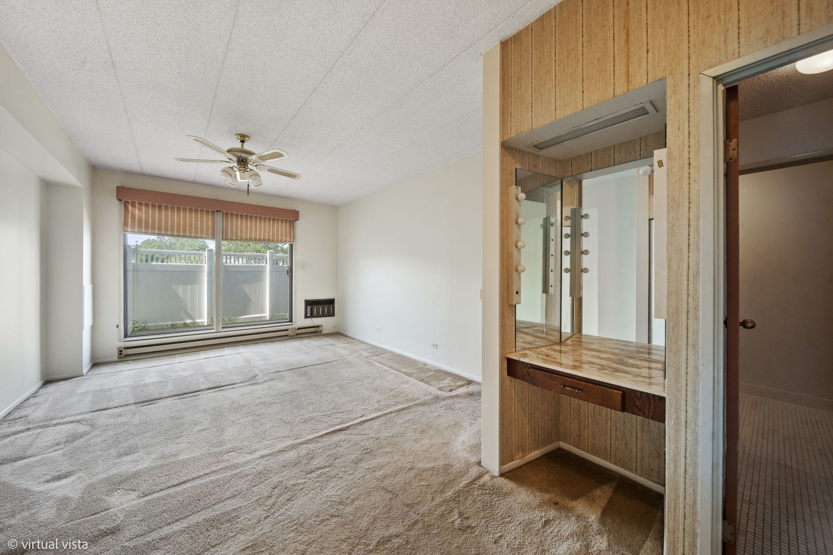 9737 N Fox Glen Drive 1g Property Photo 12