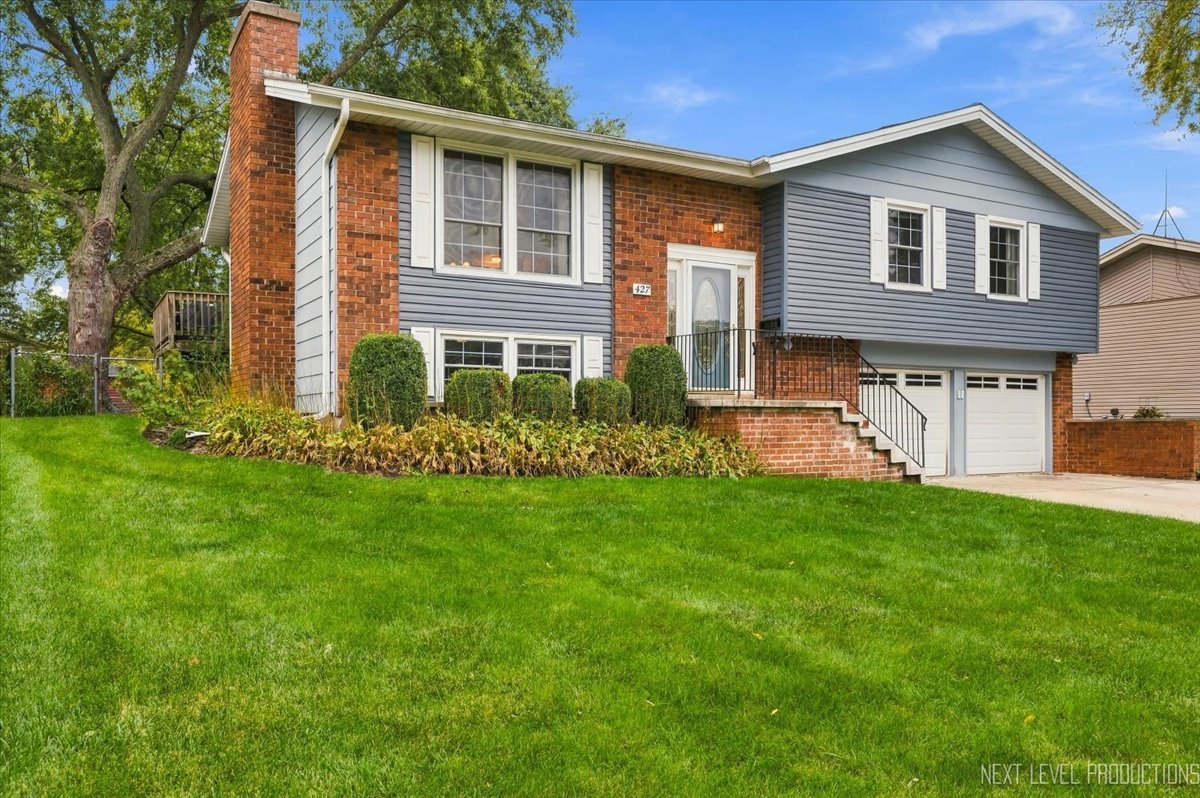 427 Chopin Court Property Photo 1