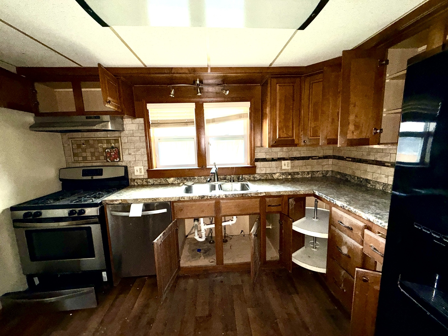 2012 Roblee Avenue Property Photo 5