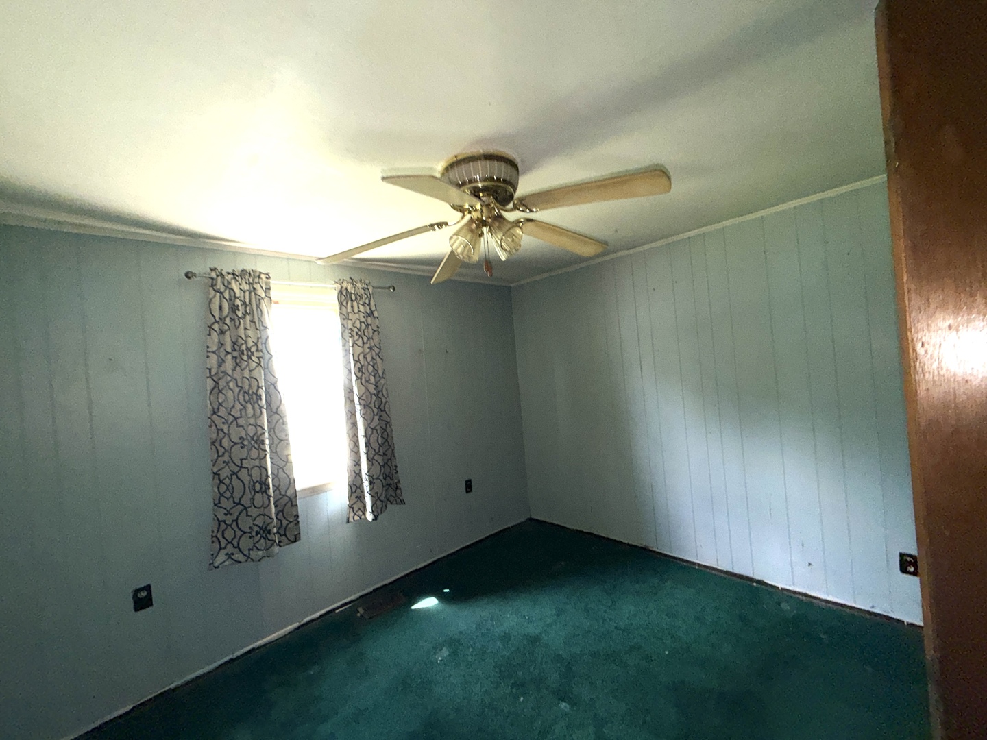 2012 Roblee Avenue Property Photo 8