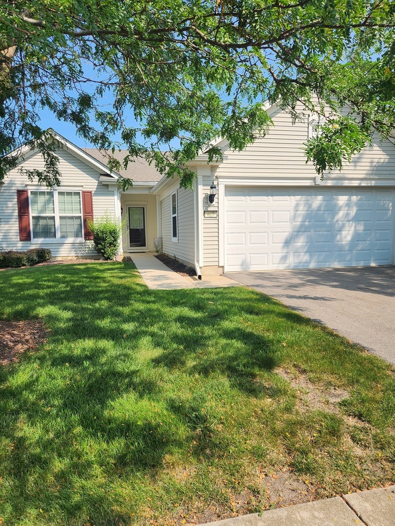 627 Americana Drive Property Photo 1