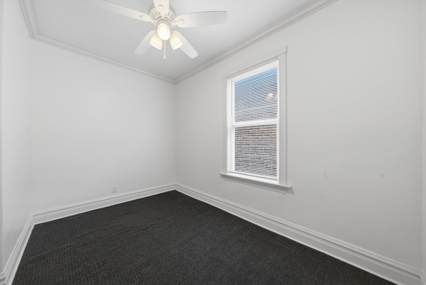 3115 W 54th Place 2 Property Photo 8