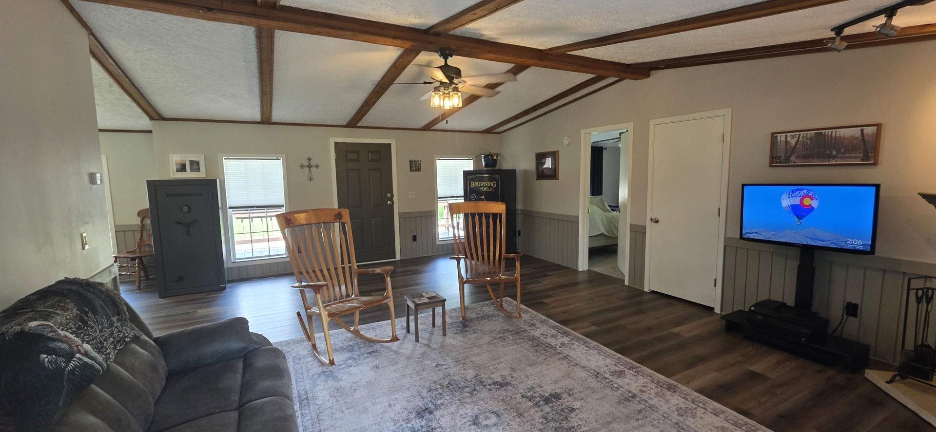 18371 Perry Road Property Photo 17
