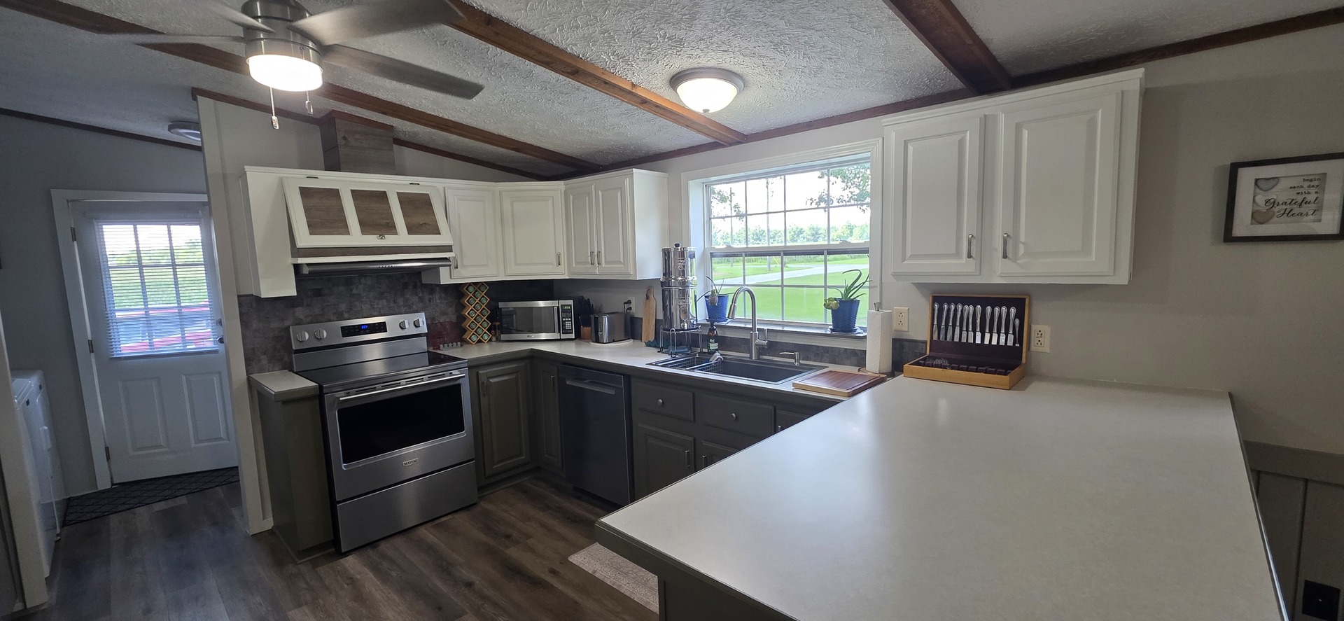 18371 Perry Road Property Photo 22