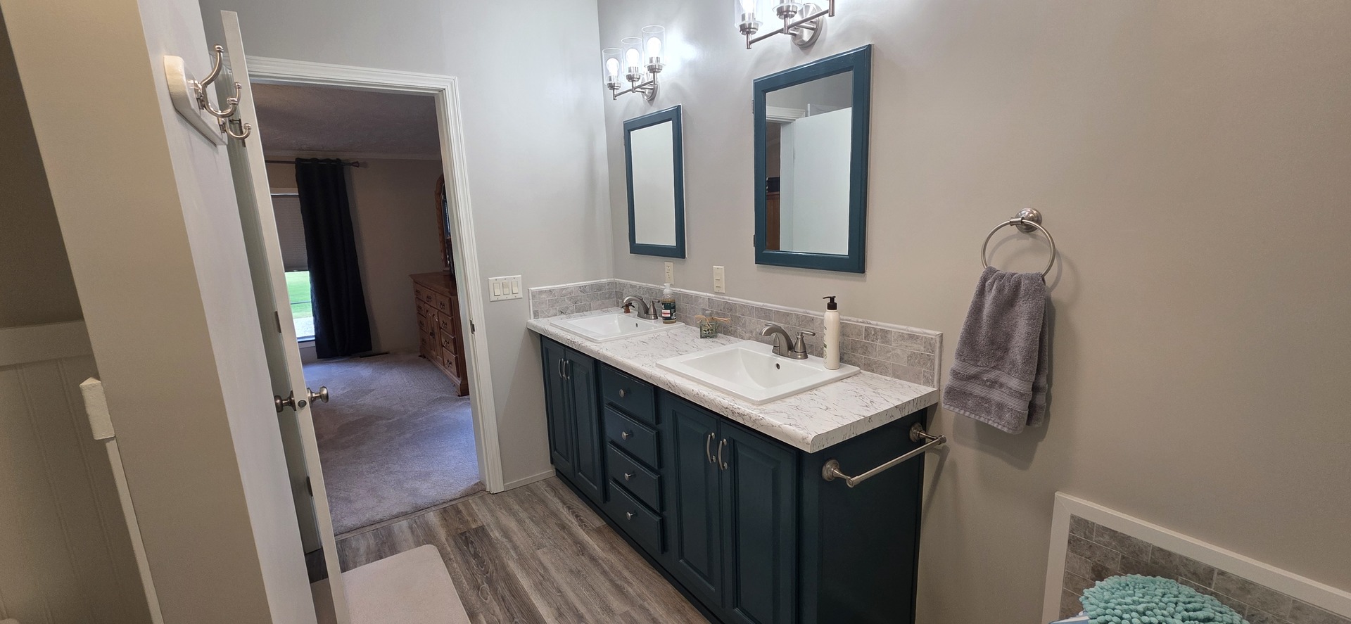18371 Perry Road Property Photo 33
