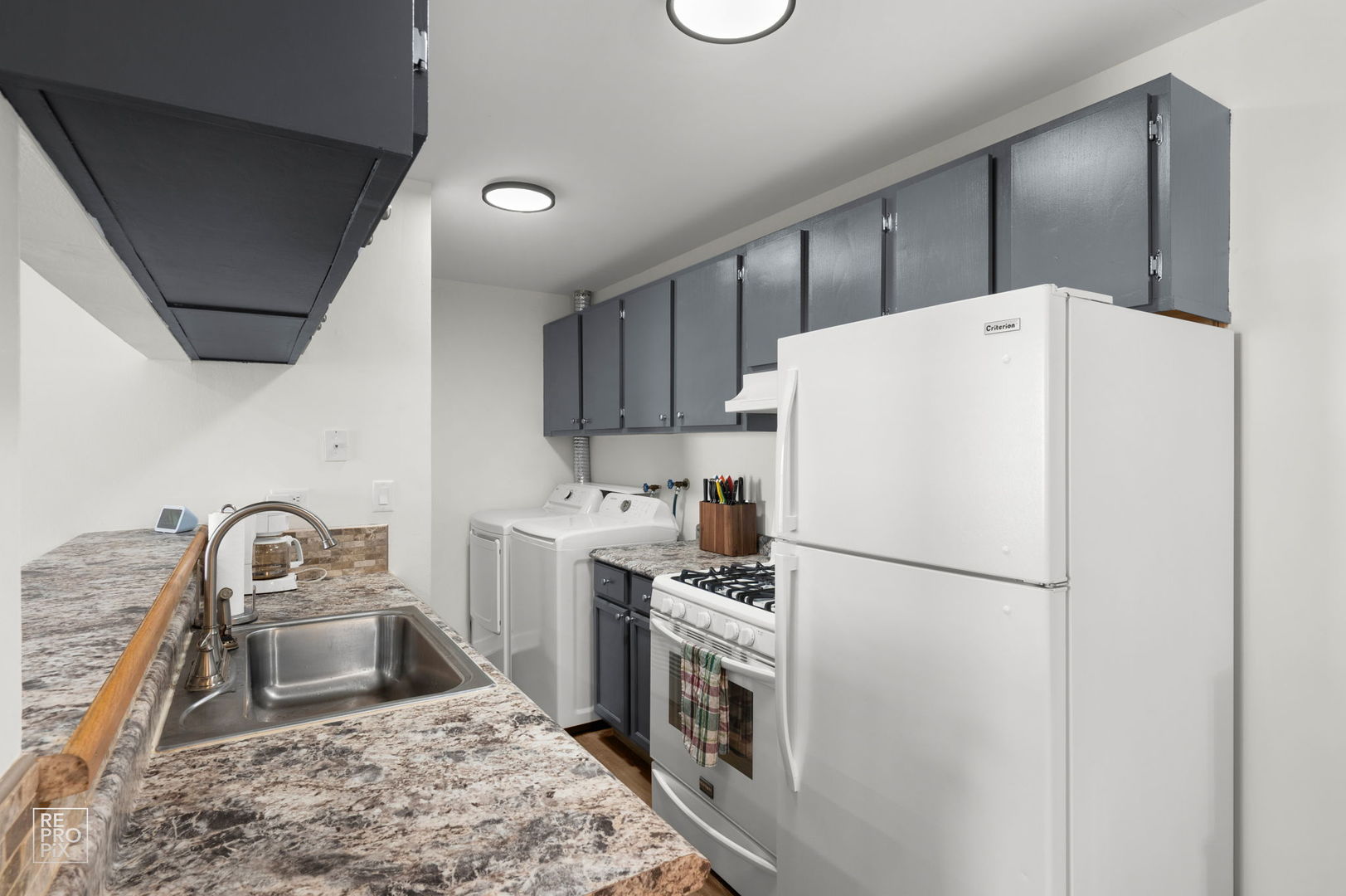 411 Sidney Avenue D Property Photo 11