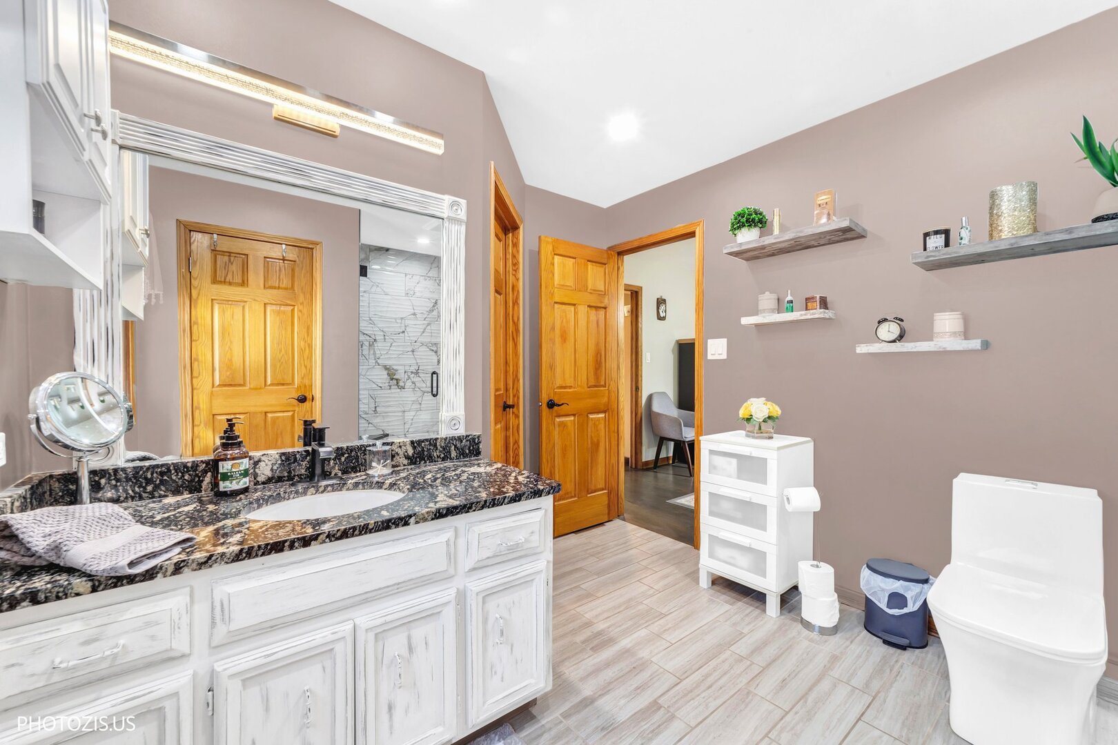 2913 Vimy Ridge Drive Property Photo 17