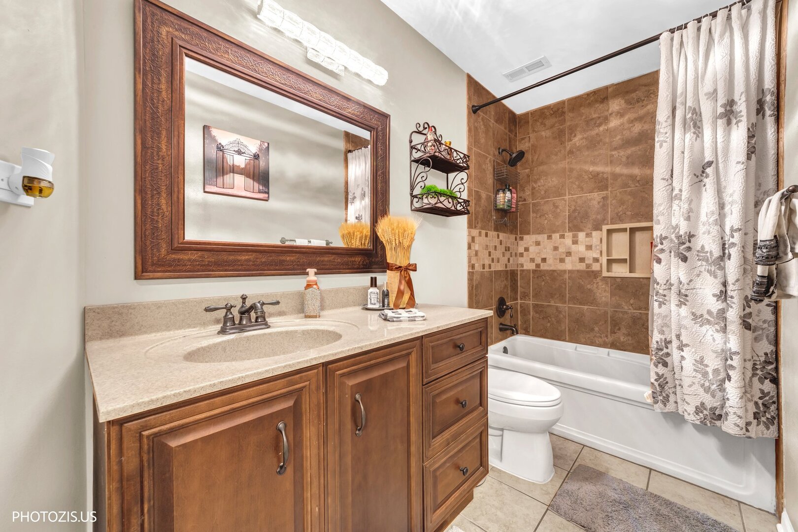 2913 Vimy Ridge Drive Property Photo 23
