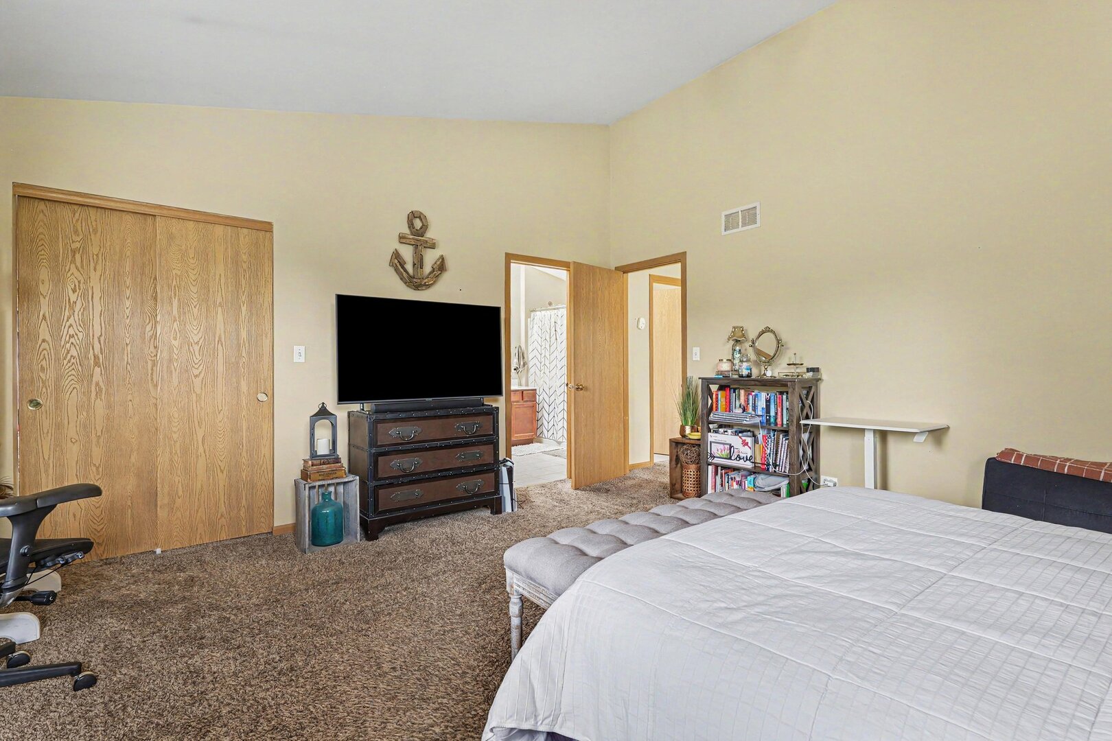 2404 Cactus Court 4 Property Photo 12