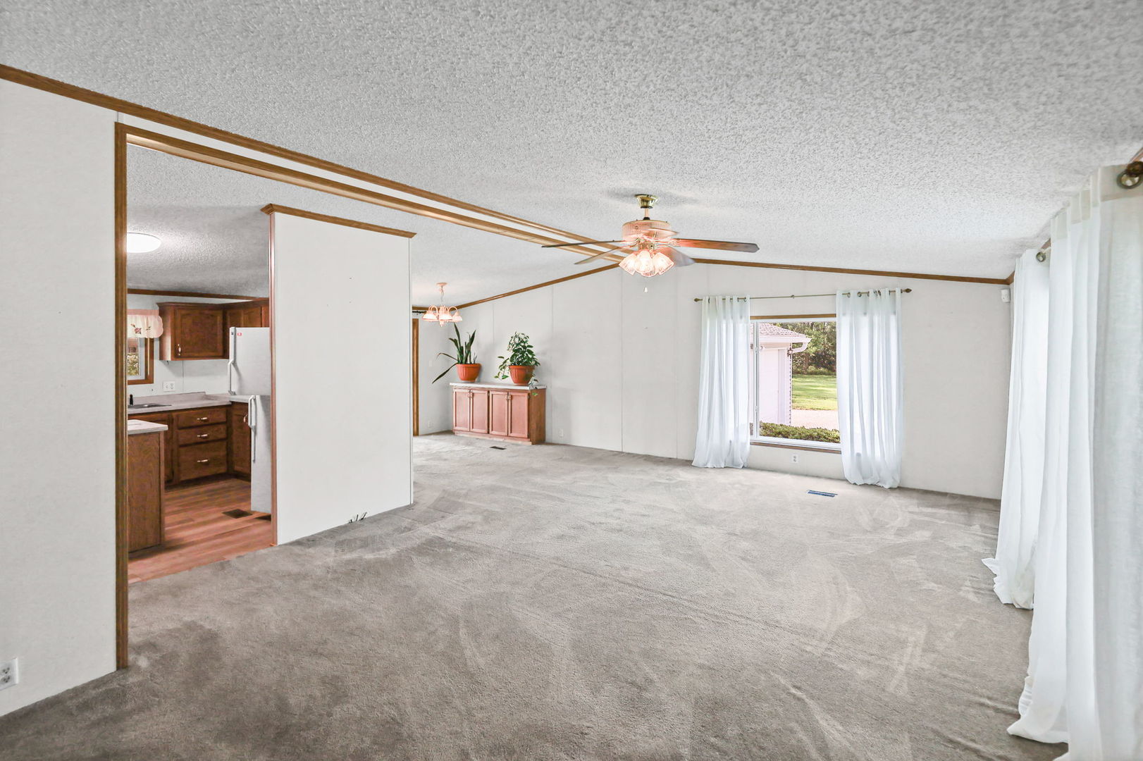 4581 Hotze Road Property Photo 18