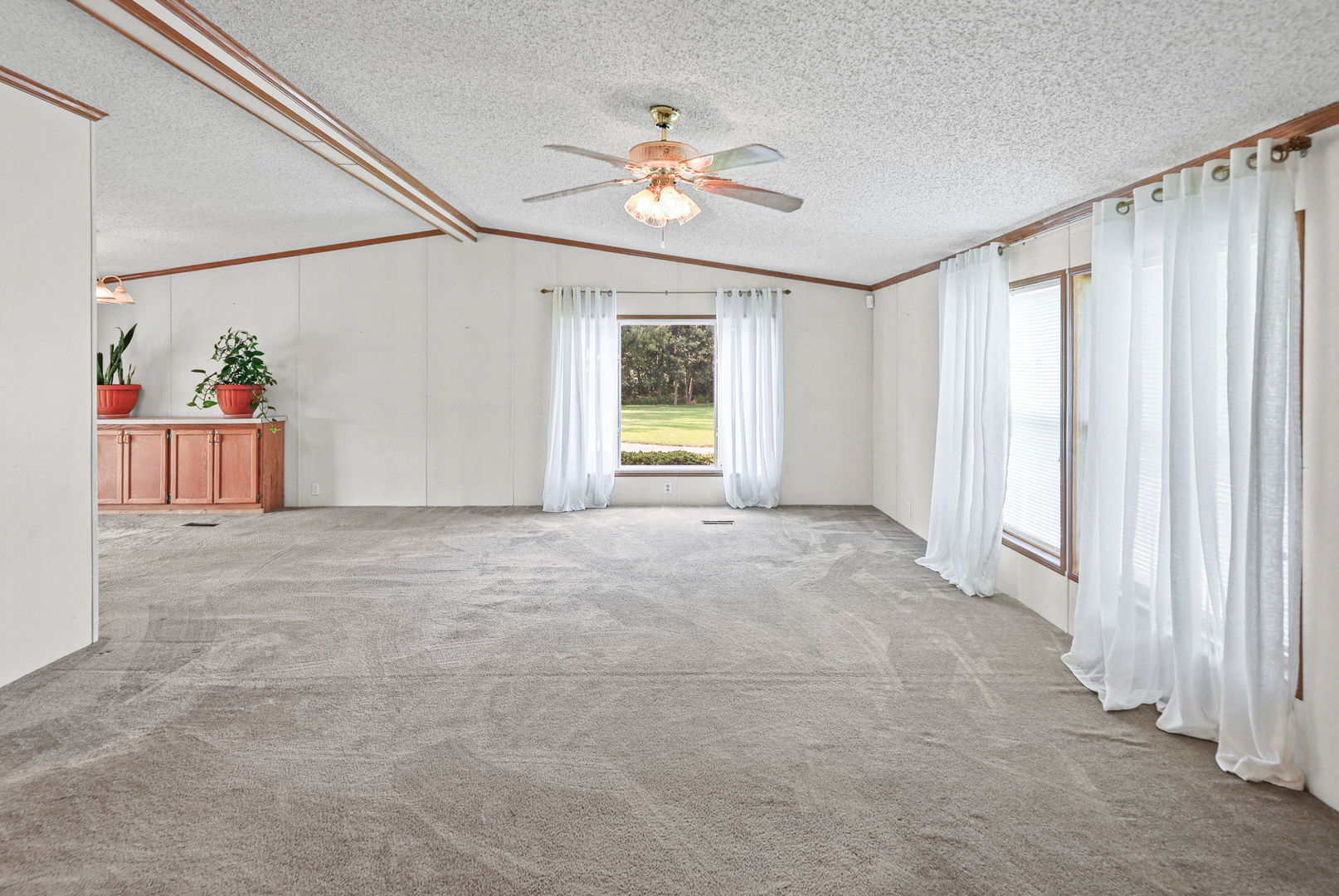 4581 Hotze Road Property Photo 20
