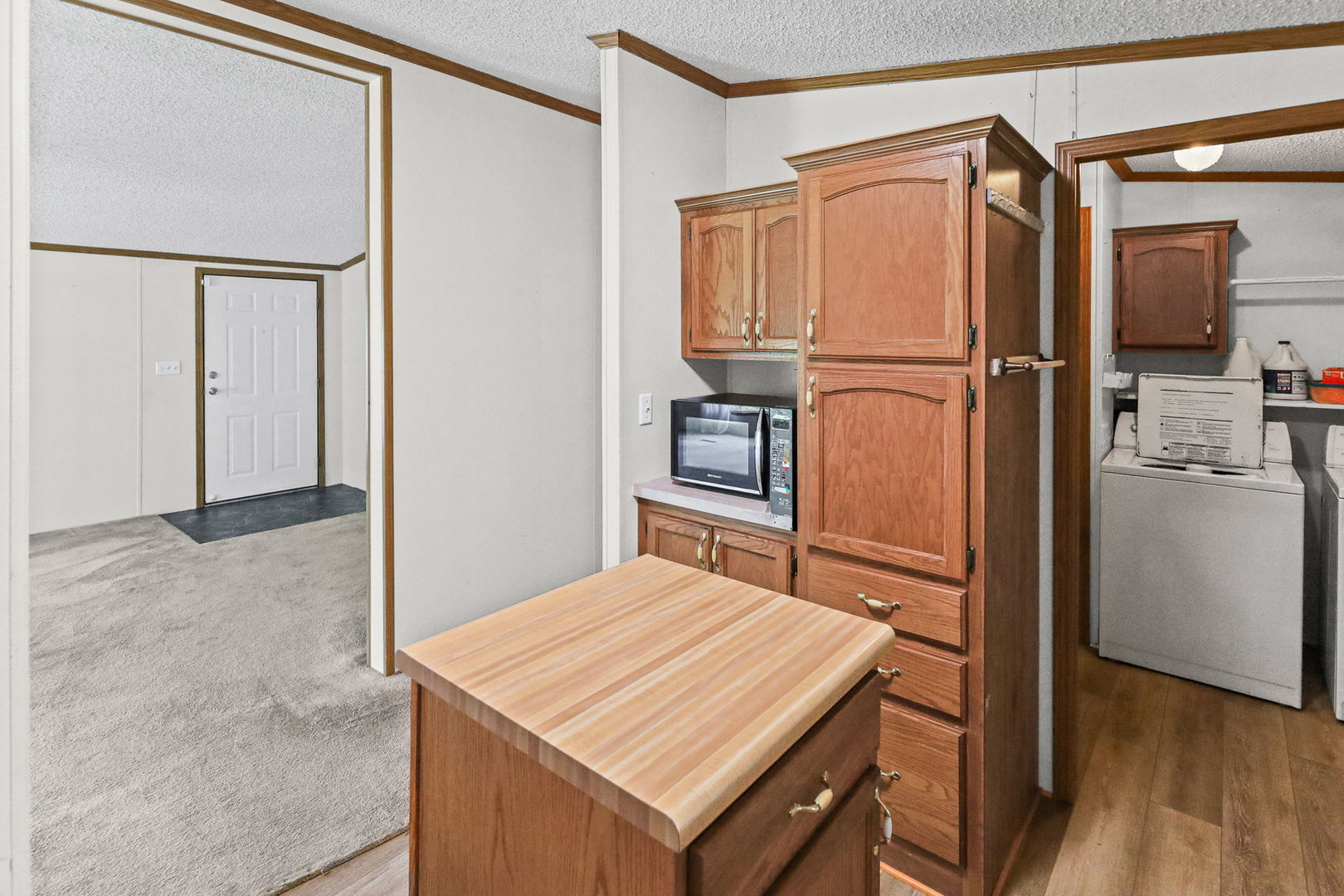 4581 Hotze Road Property Photo 33