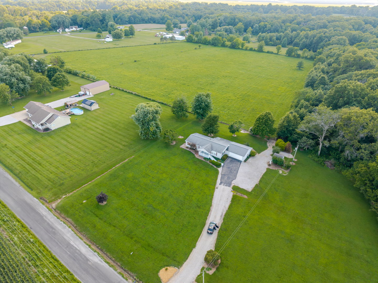4581 Hotze Road Property Photo 48