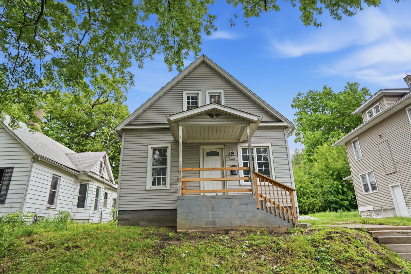 1621 14 1/2 Street Property Photo 1