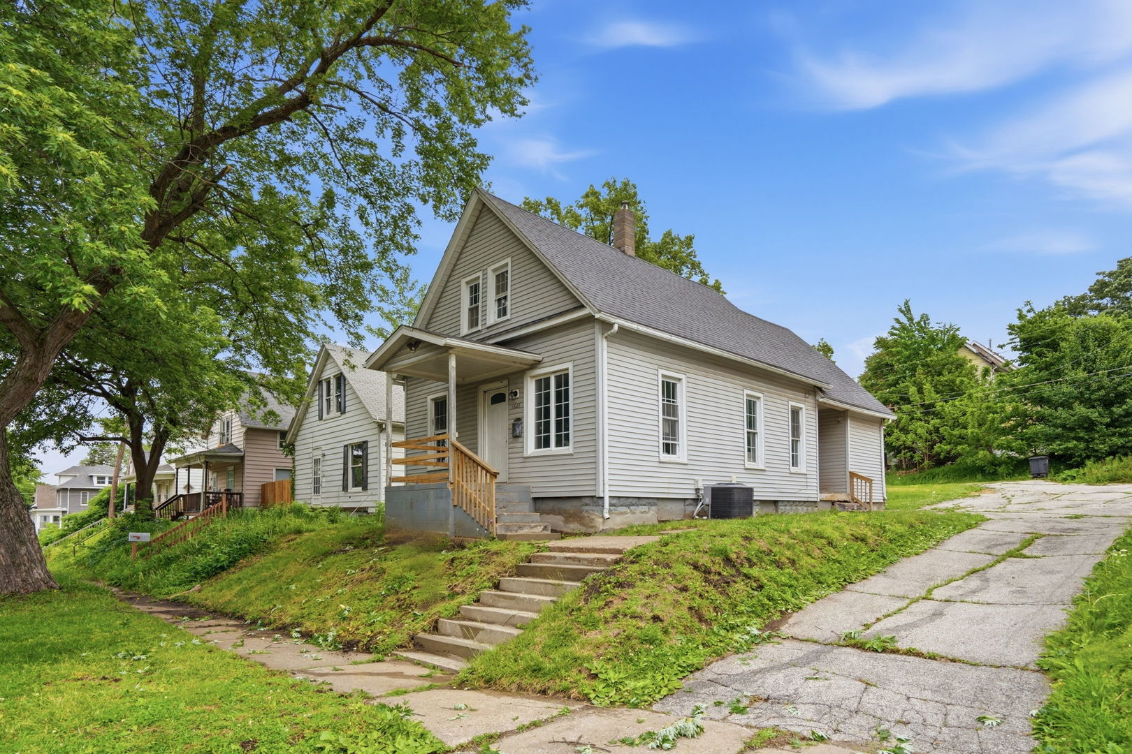 1621 14 1/2 Street Property Photo 2
