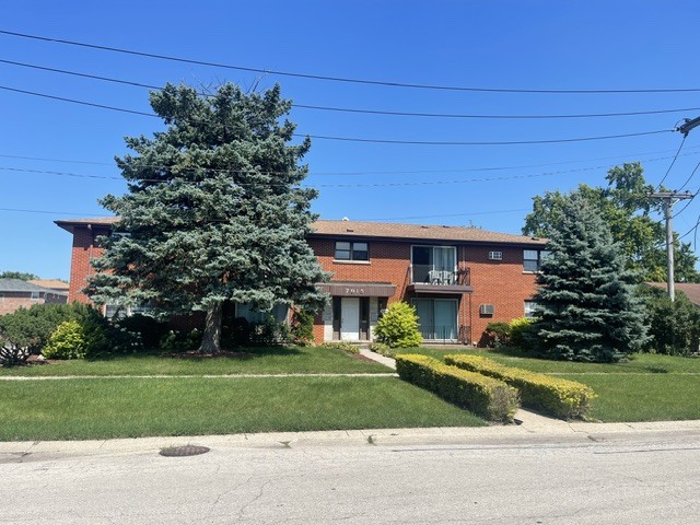7915 S 84 Avenue Property Photo 1