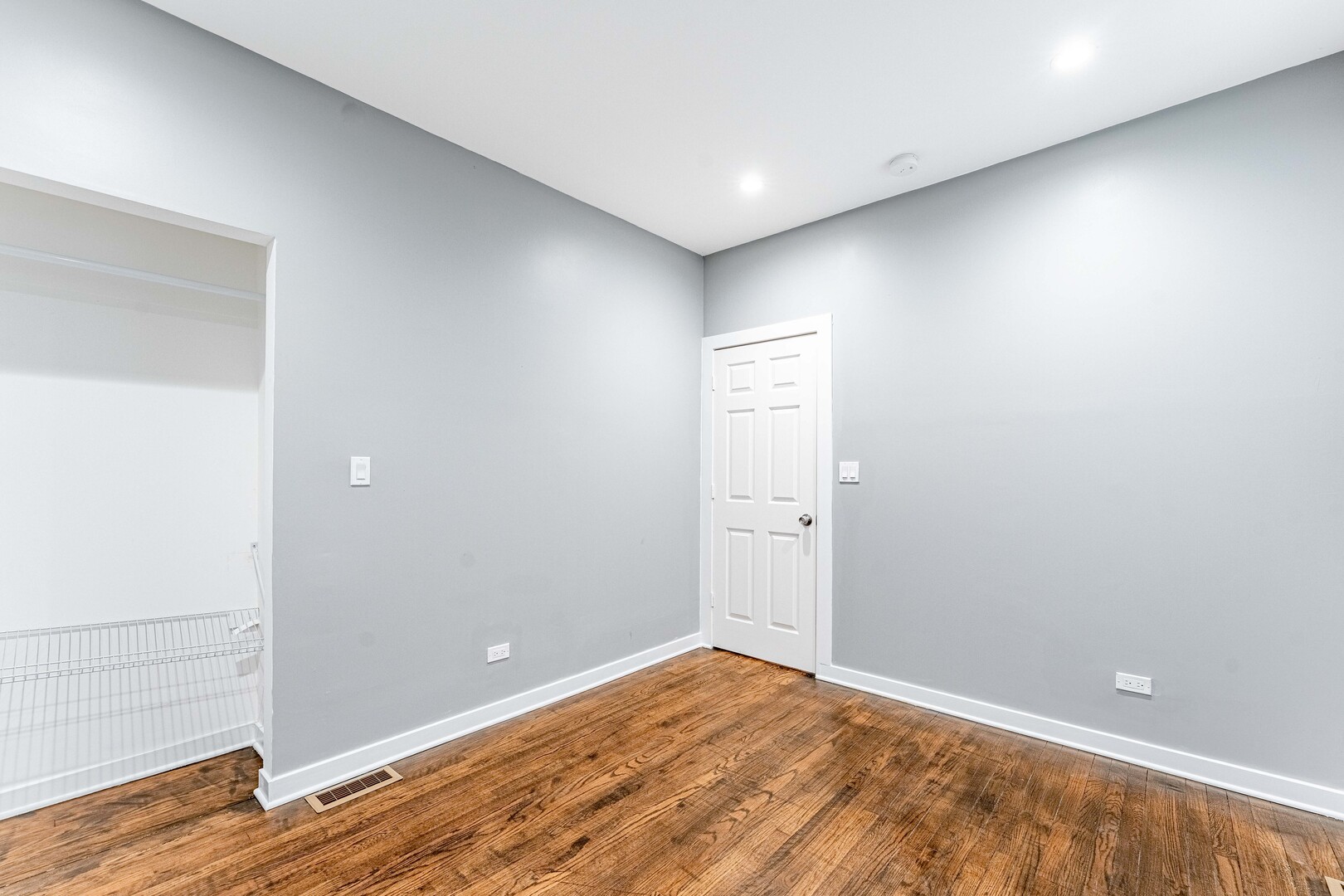 12238 S Yale Avenue Property Photo 15