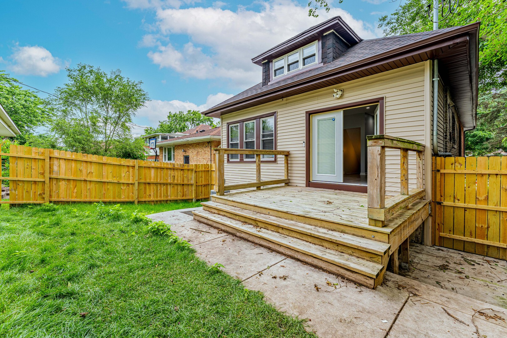 12238 S Yale Avenue Property Photo 29