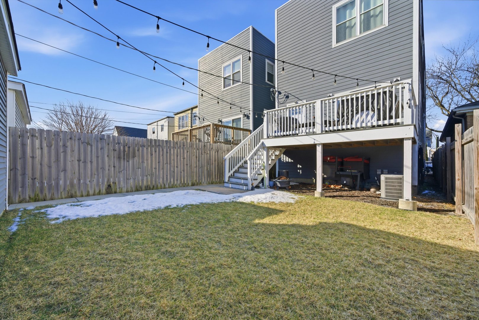 2045 N La Crosse Avenue Property Photo 33