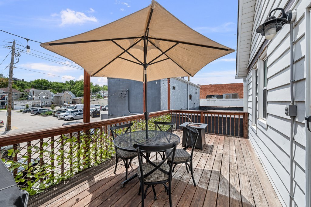 1520 6th Avenue Property Photo 25