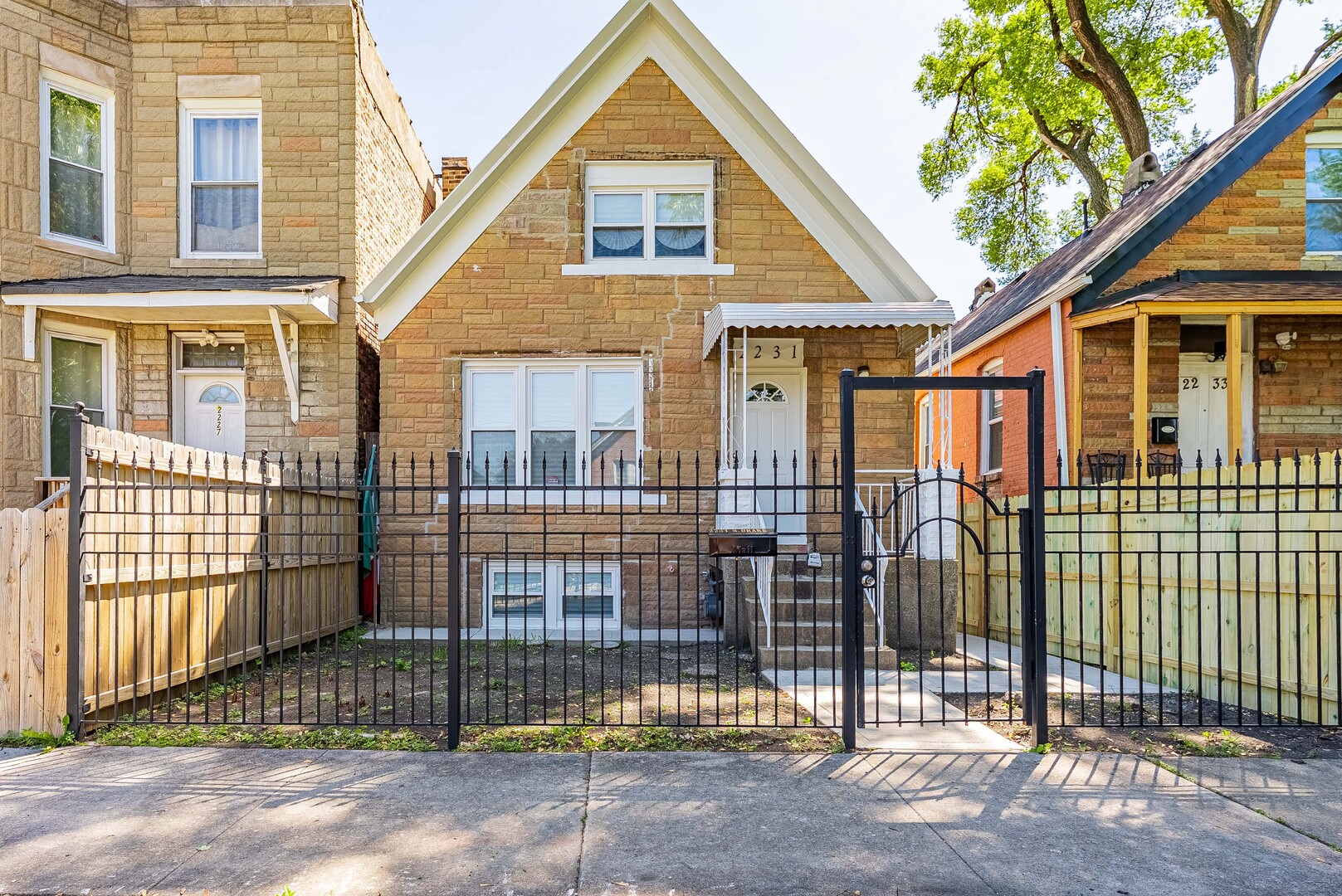 2231 S Drake Avenue Property Photo 1