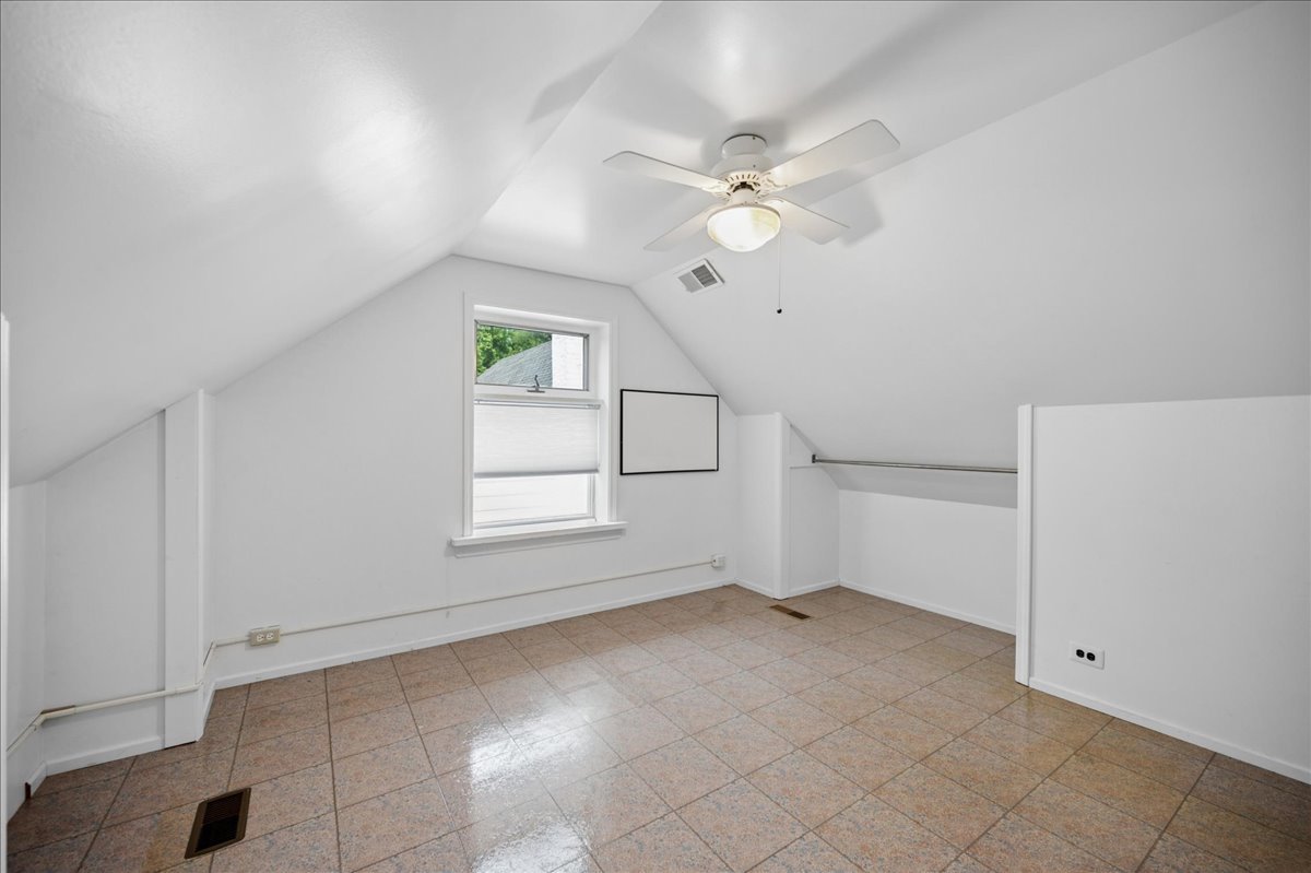 257 Latrobe Avenue Property Photo 19