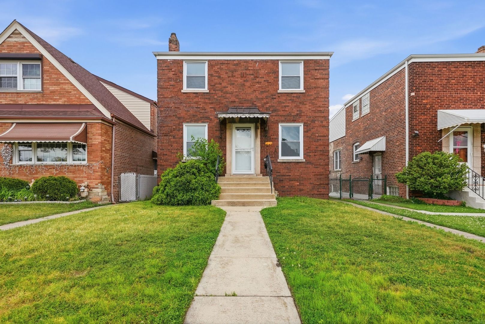 10619 S Avenue C Property Photo 1