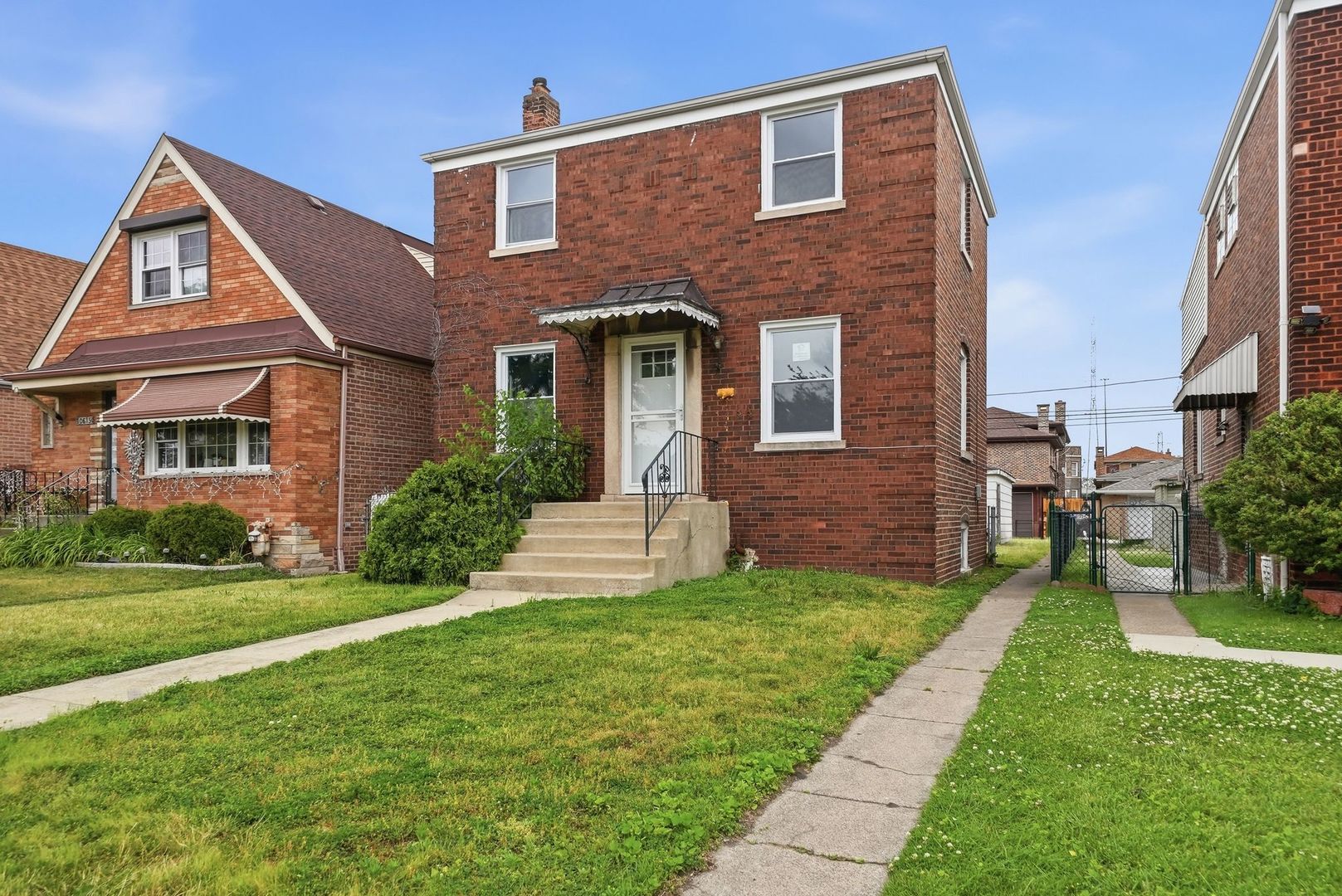 10619 S Avenue C Property Photo 2