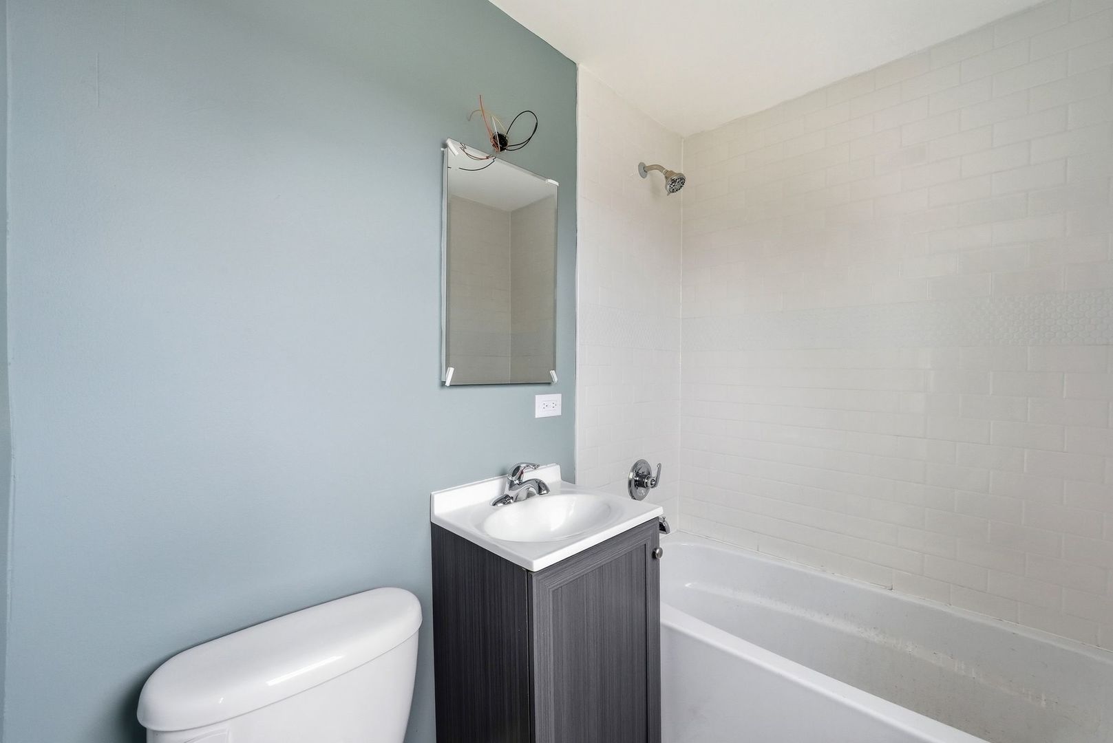 10619 S Avenue C Property Photo 9