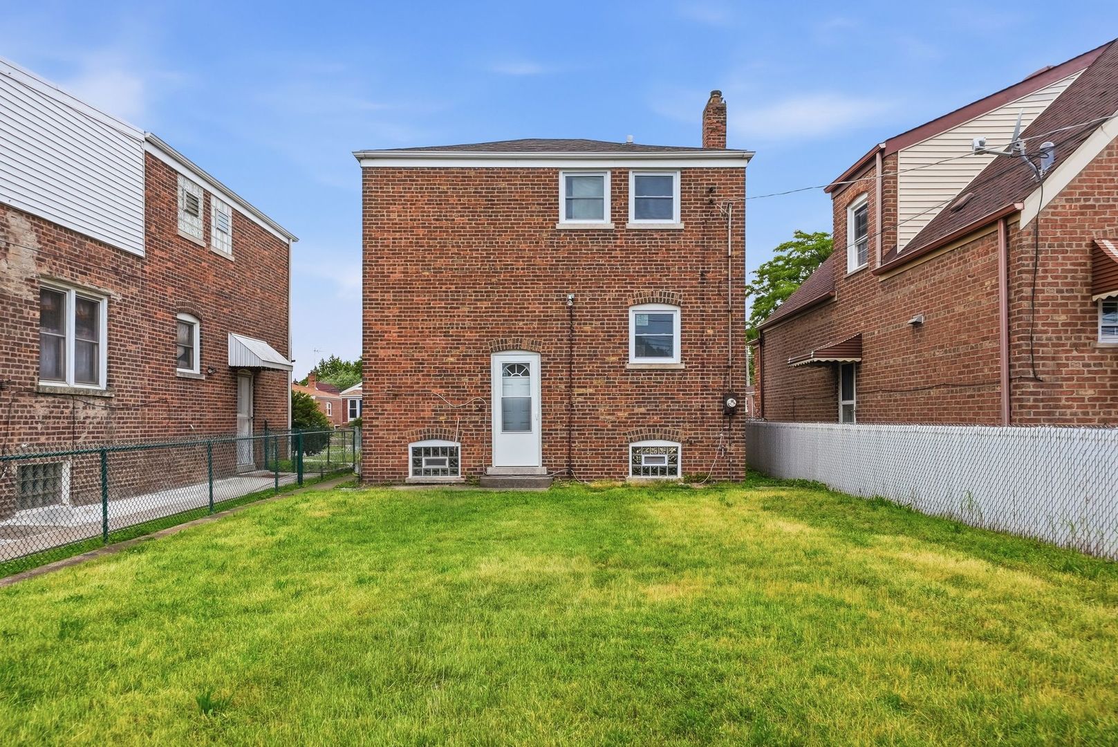 10619 S Avenue C Property Photo 16