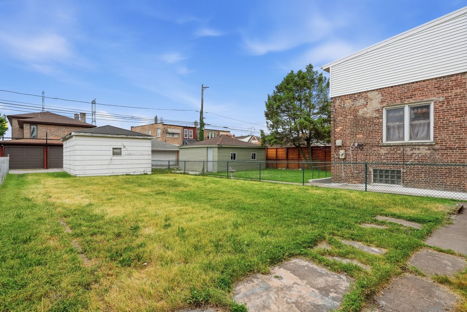 10619 S Avenue C Property Photo 17