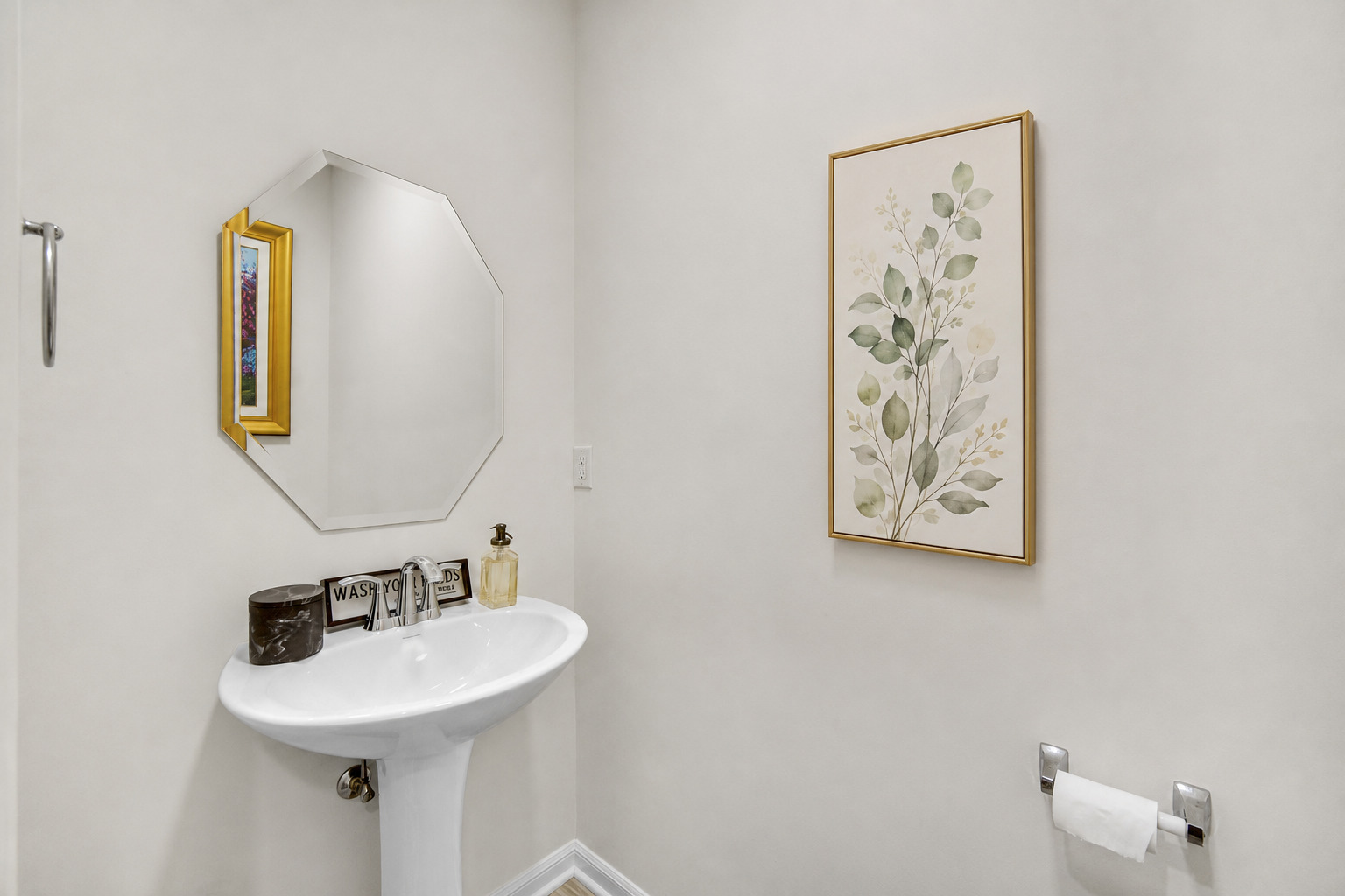 1129 Hawk Hollow Drive Property Photo 9