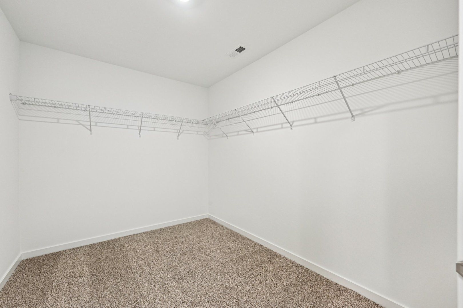 1034 Emerald Drive Property Photo 33