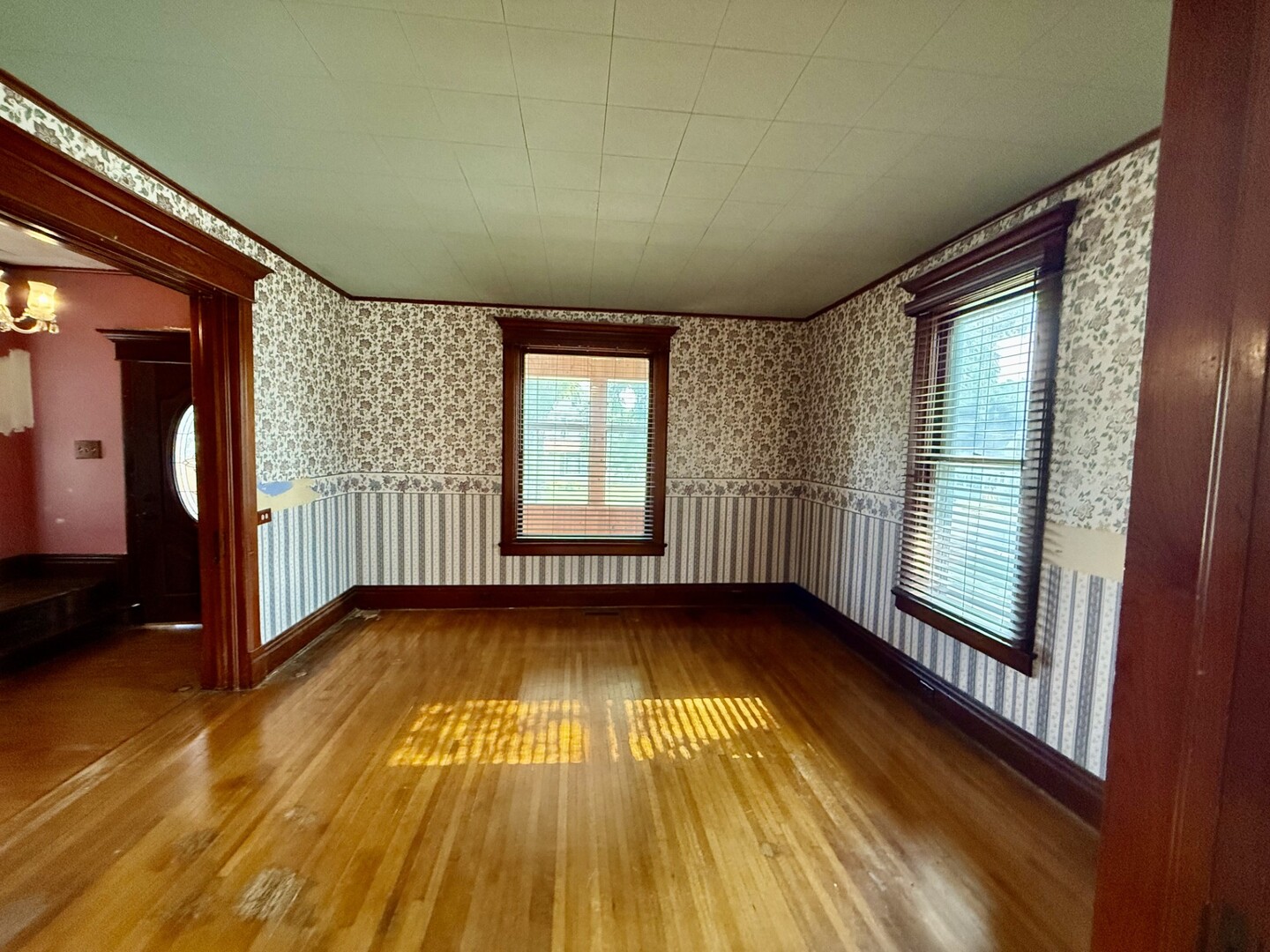 721 Pleasant Street Property Photo 14