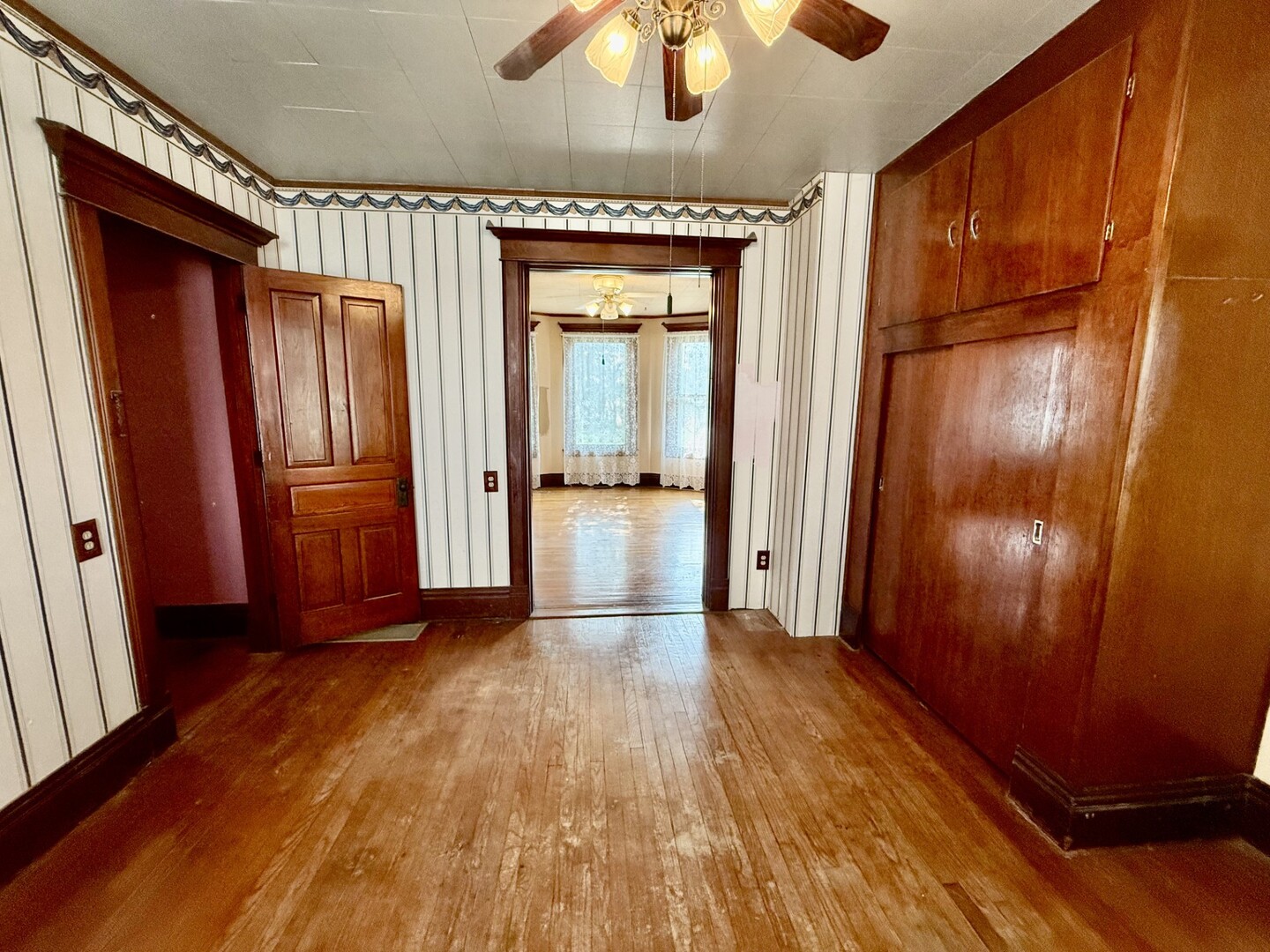 721 Pleasant Street Property Photo 17