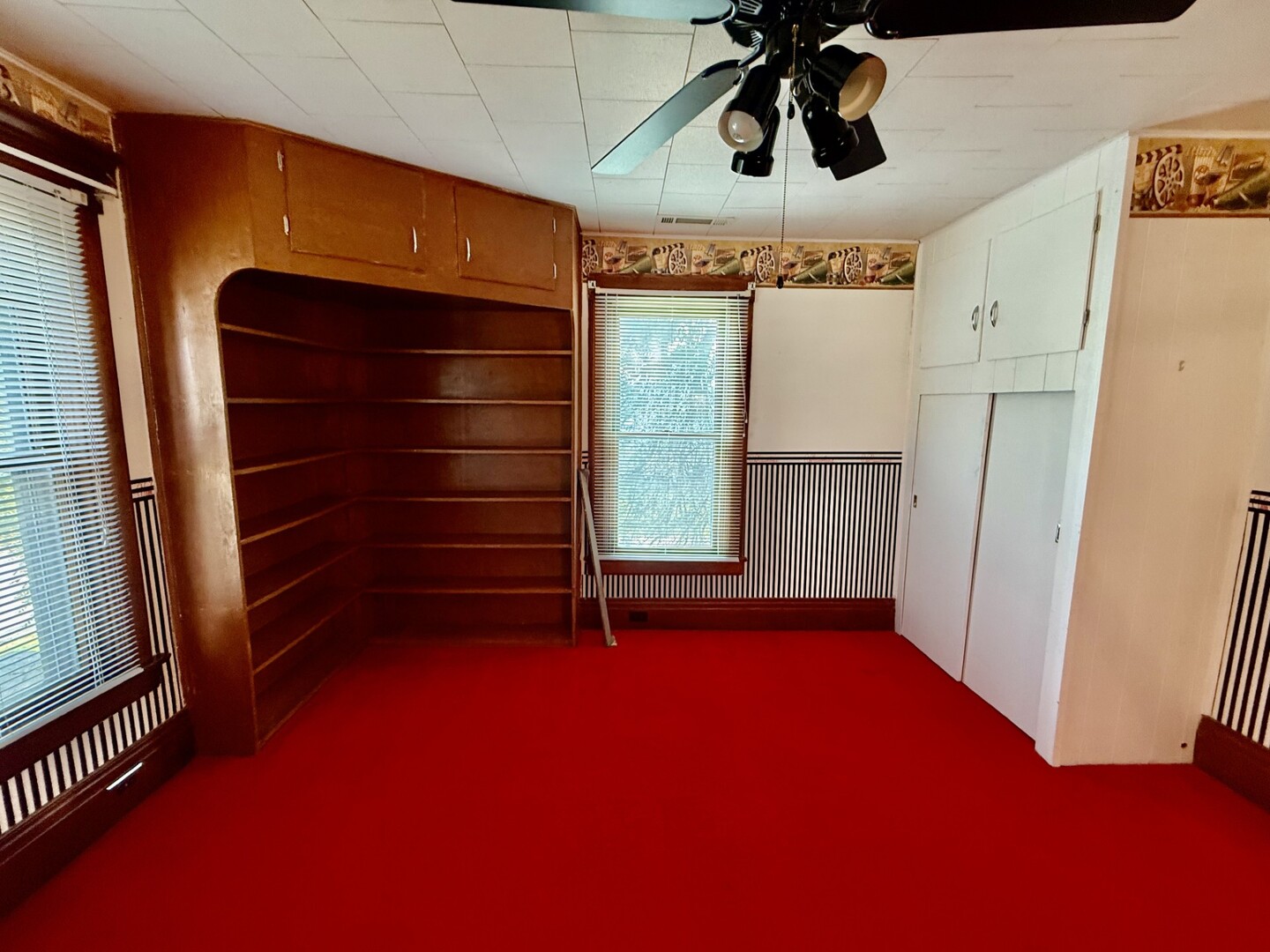 721 Pleasant Street Property Photo 31