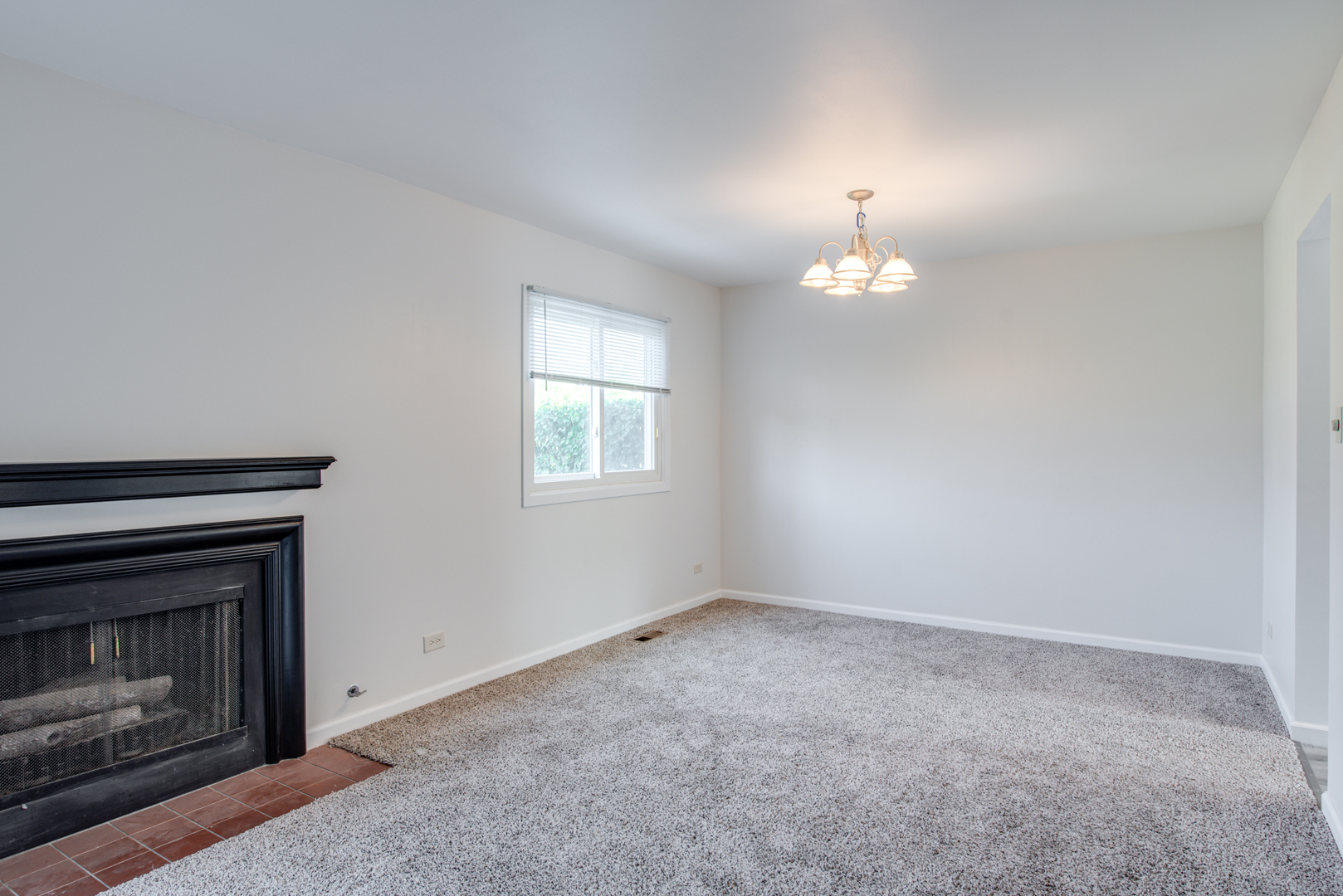 889 Heatherbrook Court Property Photo 10
