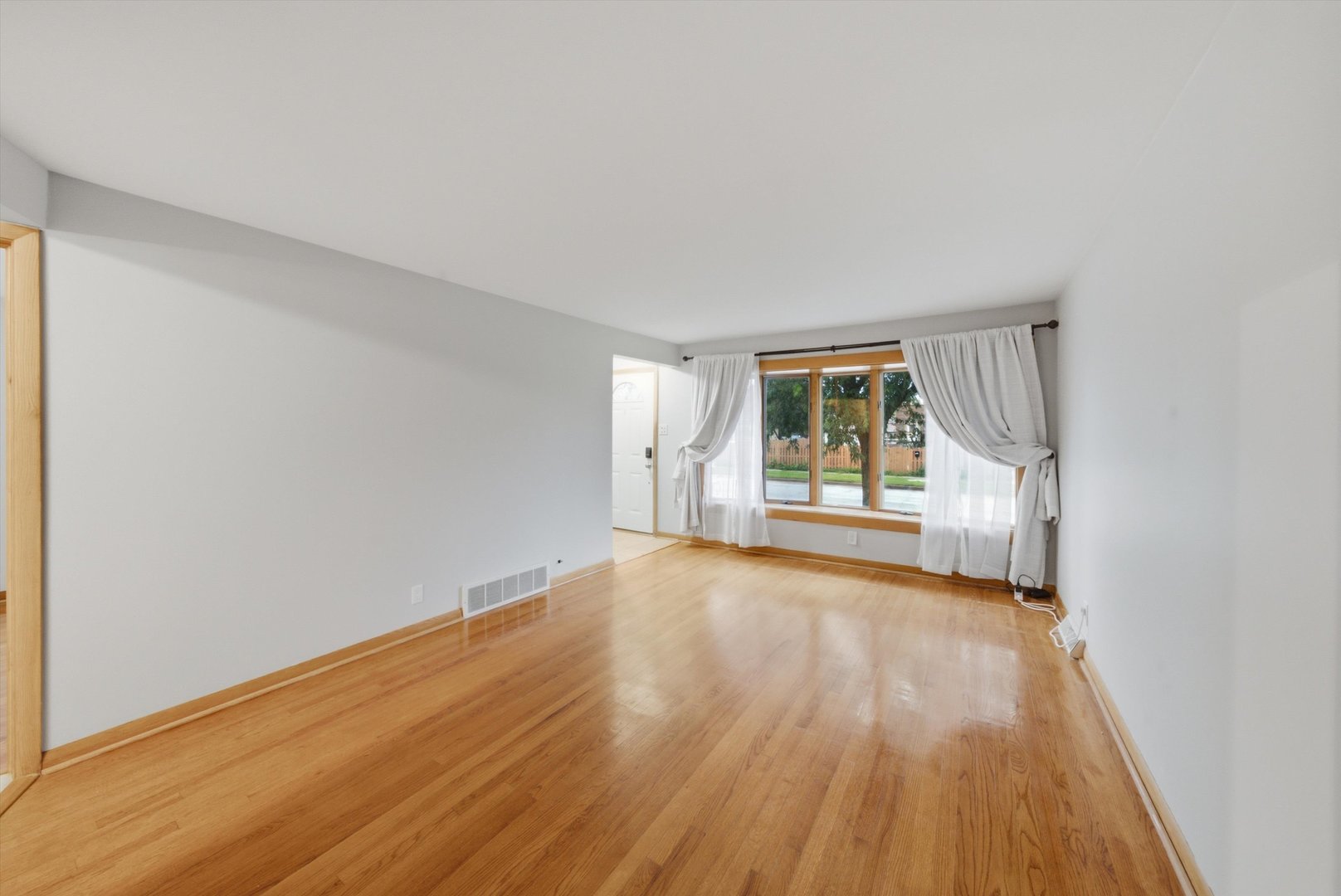 6055 W 64th Street Property Photo 2